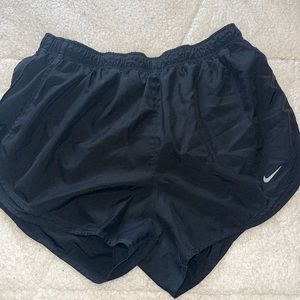 Black Nike shorts